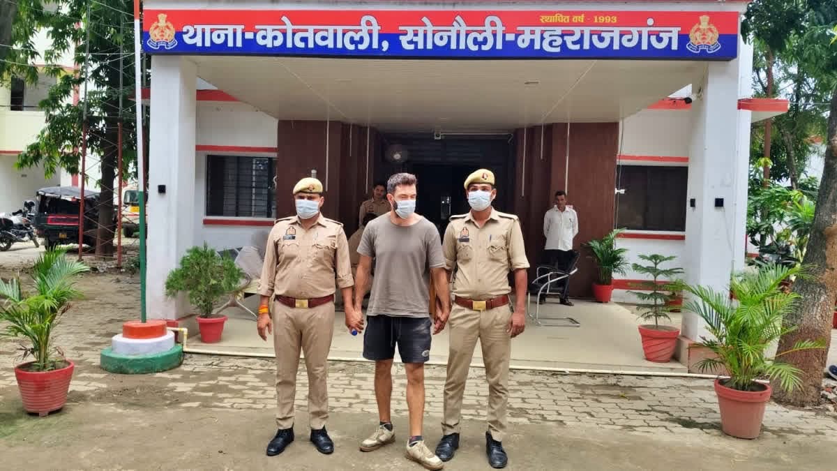 उत्तर प्रदेश में बिना दस्तावेज अमेरिकी नागरिक जॉर्डन ब्राउन गिरफ्तार
