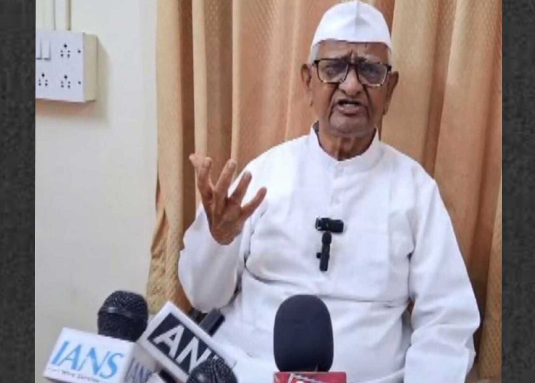 Dialogue Is The Solution To Any Problem - Anna Hazare