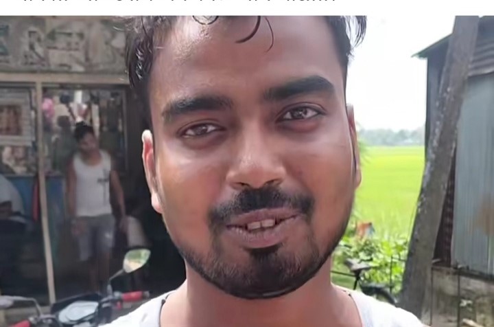 ALIPURDUAR NEWS FOREST BIT OFFICE ILLIGAL  FURNITURE AND WOOD   CARRY TO TRANSPORT