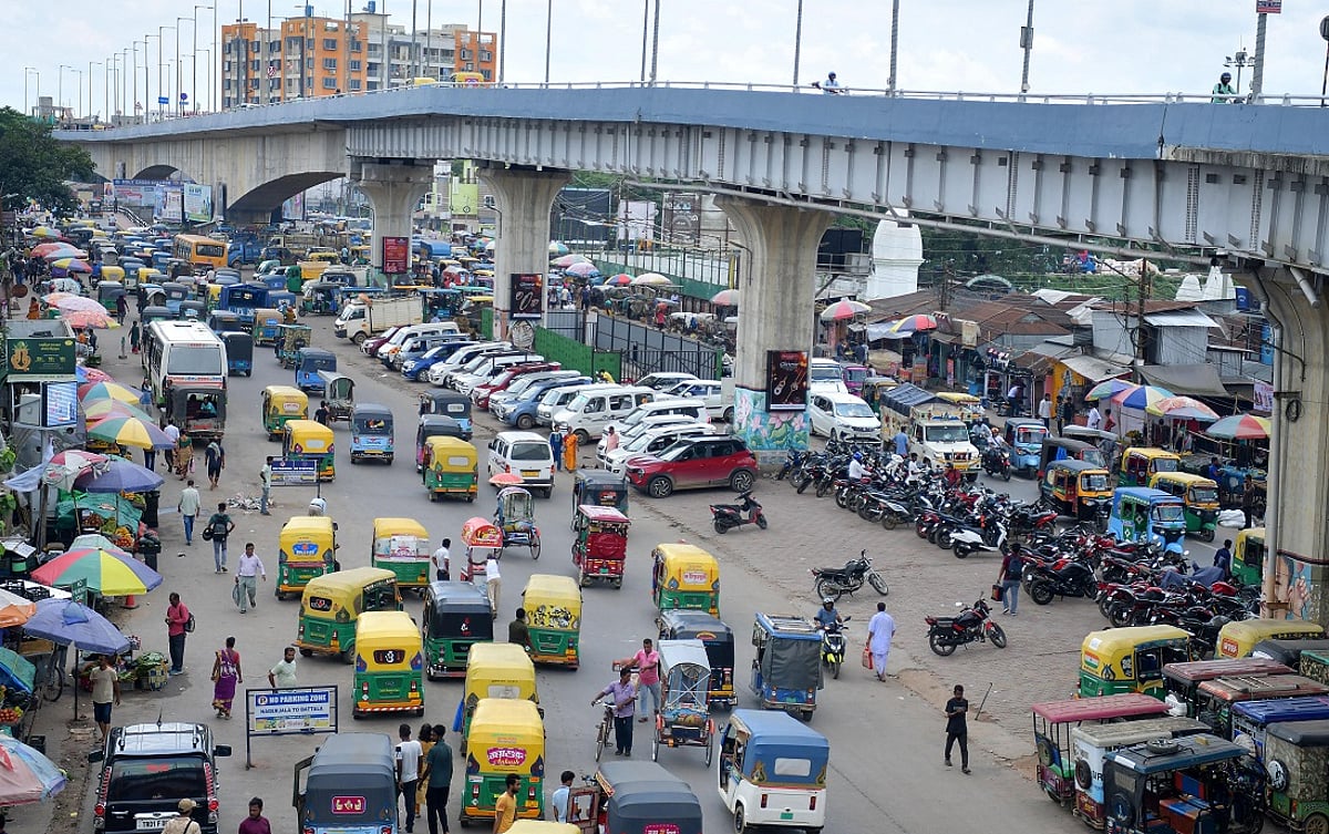 Tripura Traffic Violations Fetch 52 Crore in Three Years; Over 24.85 Crore Penalties Collected in 2025-26 and 2026-27