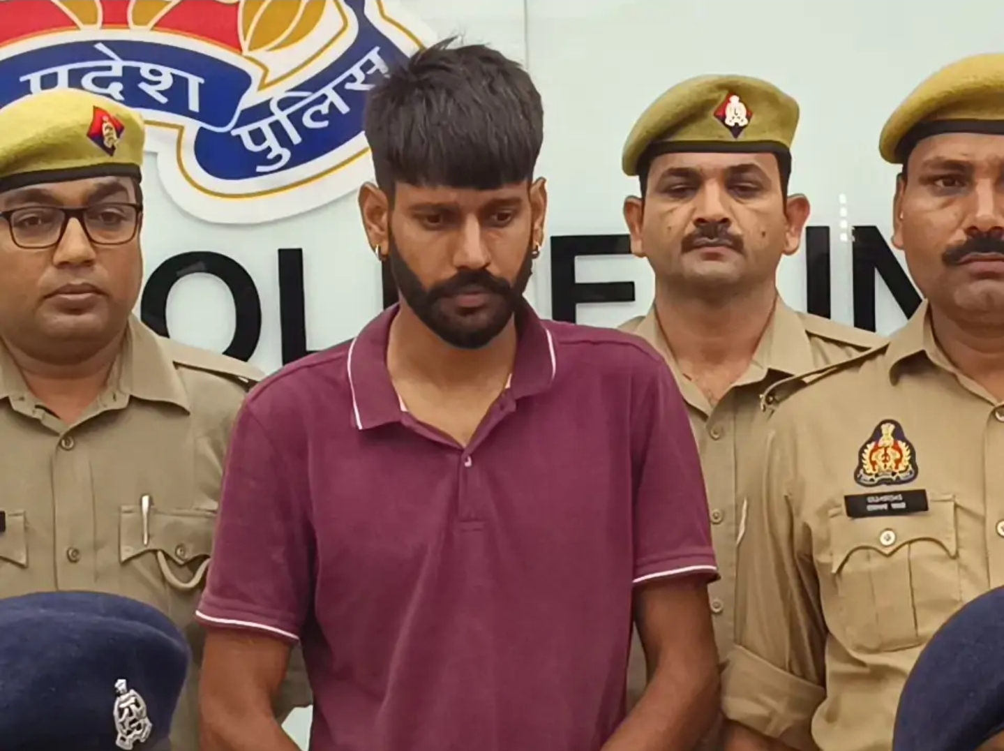 सोनभद्र में 60 लाख की अवैध शराब  बरामद: 464 पेटियो ं में 4,077 लीटर  अंग्रेजी शराब, डीसीएम समेत एक गिरफ्तार