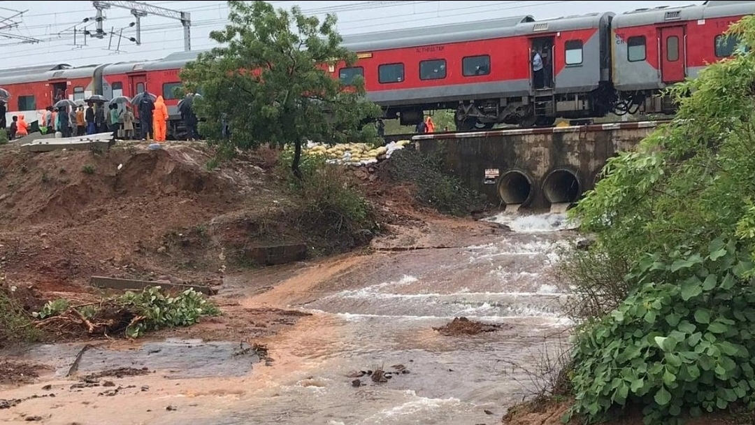 Heavy Rain Causes Railway Track Subsidence Near New Farakka, Train Services Hit