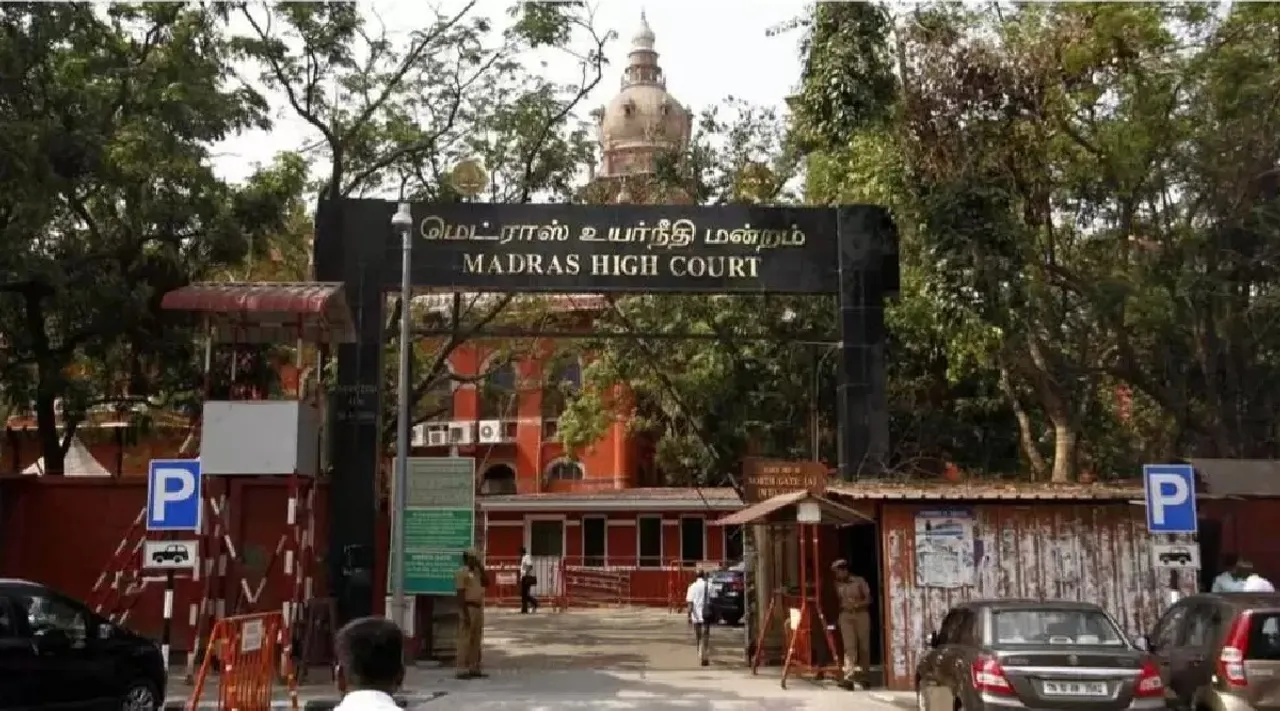 கடைகளுக்கு நவ.1-க்குள் தமிழில் பெயர் பலகை: சென்னை உயர் நீதிமன்றம் உத்தரவு...