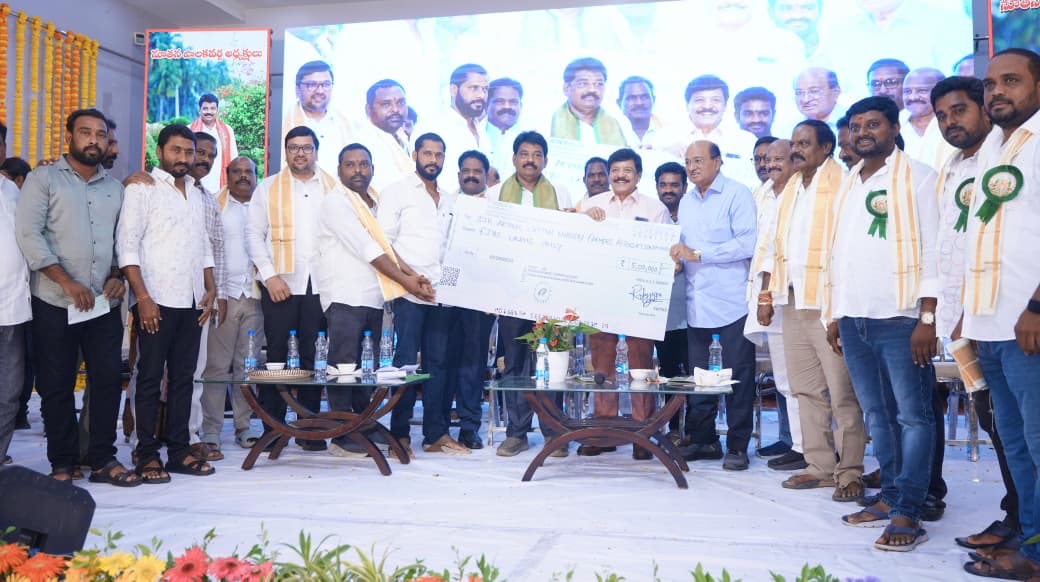 కడియం నర్సరీల ప్రత్యేకతను గ్లోబల్ స్థాయిలో నిలబెట్టాలి: మంత్రి  కందుల దుర్గేష్