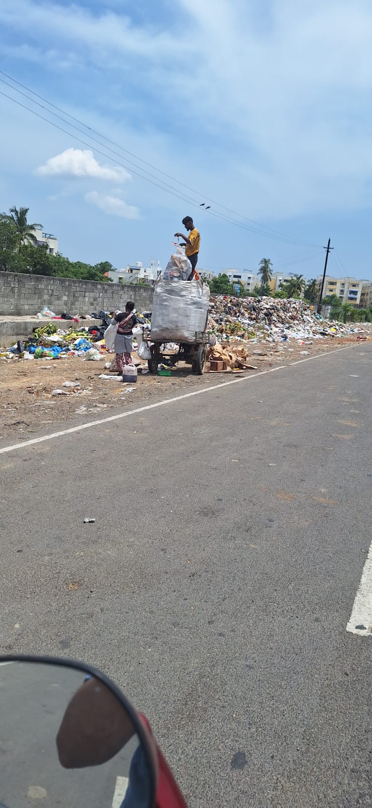 Roadside Garbage Dump Raises Health Concerns