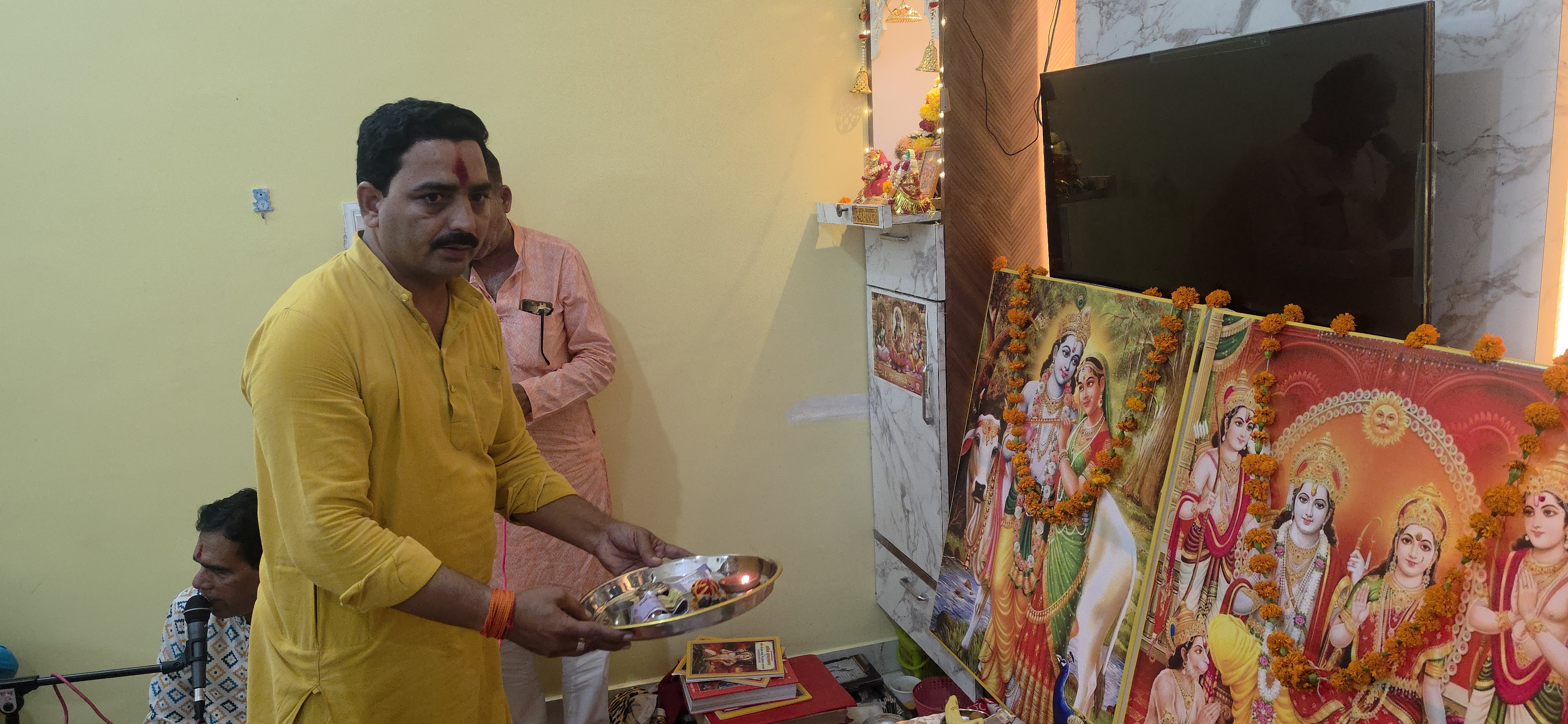 शिवाजी नगर: स्थानीय क्षेत्र के प्रतिष्ठित नागरिक श्री प्रदीप गर्ग जी के निज निवास पर 19 सितंबर को एक अत्यंत भव्य एवं भक्तिमय सुंदरकांड पाठ