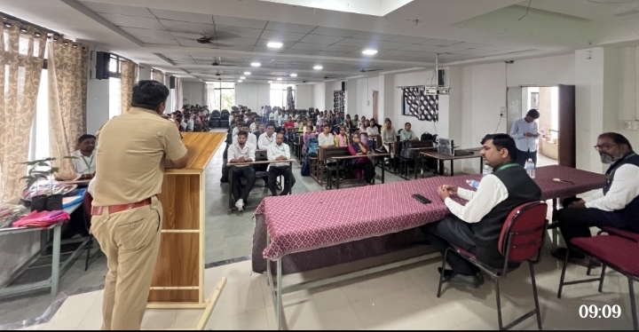 Drug-free campaign and anti-ragging week celebrated with enthusiasm at Krishi College, Babhulgaon*