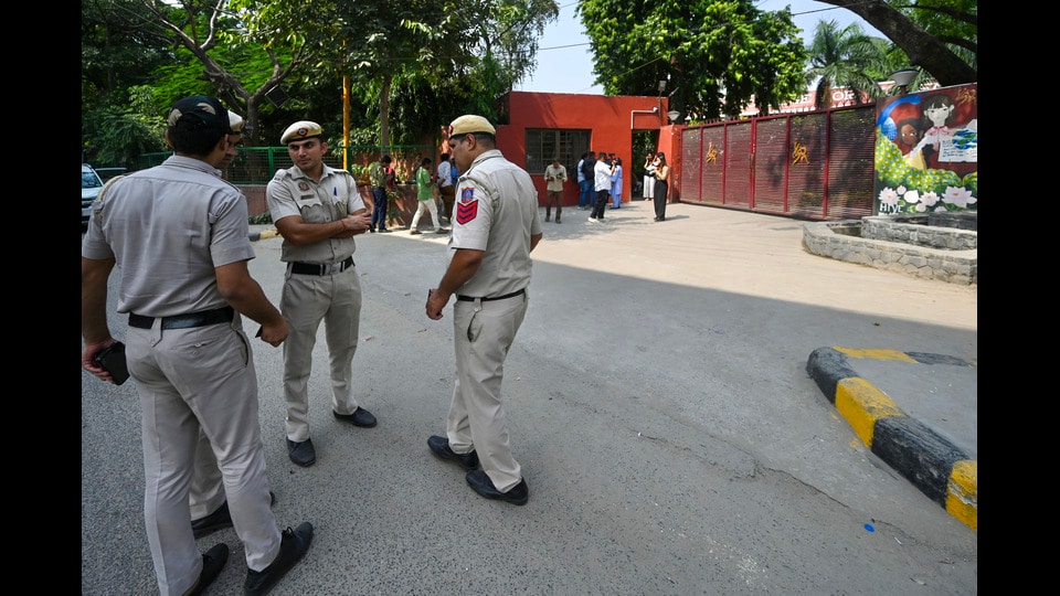 Delhi park gang-rape accused was seen harassing couples before, carrying knife
