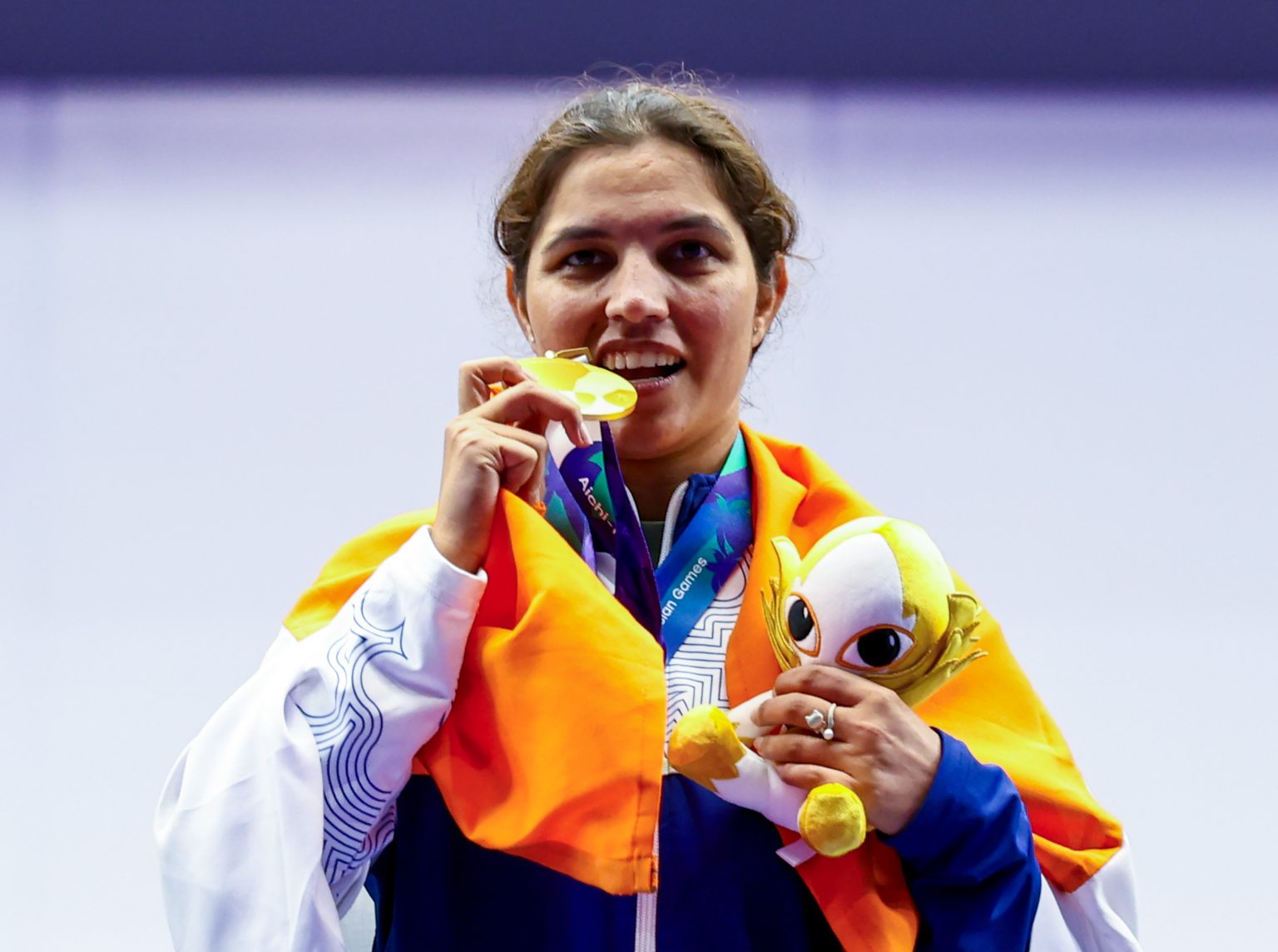 Asian Games 2026: Neeru Dhanda, Kynan Cheani qualify for mixed trap team final