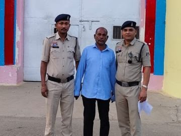 बुजुर्ग ने 22 साल की किराएदार युवती से रेप किया:प्रेग्नेंट हुई तो पेनकिलर खिलाया,15 मिनट में तड़पकर मां-बच्चे की मौत