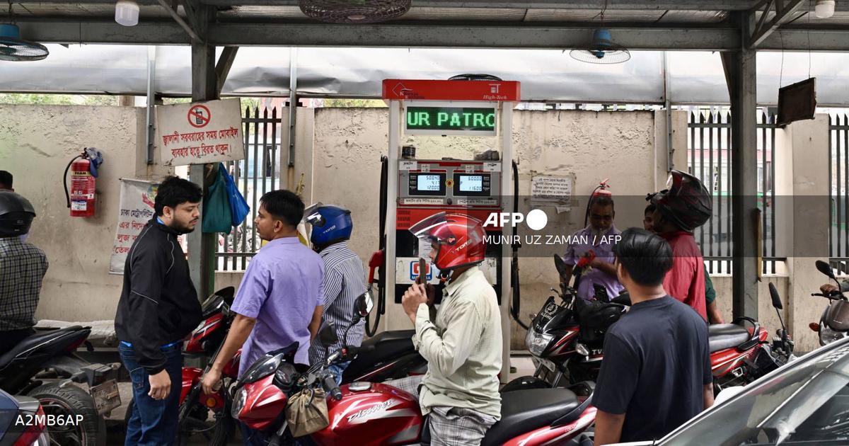 Bangladesh Cuts Eid Celebrations and Closes Universities Amid Fuel Conservation Efforts