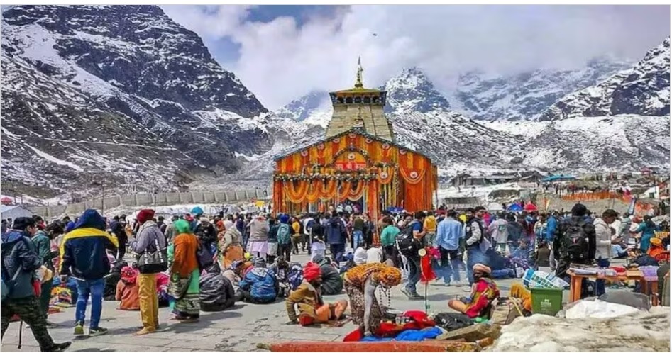 चारधाम यात्रा शुरू होने से पहले विवाद, गैर-हिंदुओं के प्रवेश पर मंदिर समितियों में छिड़ी रार