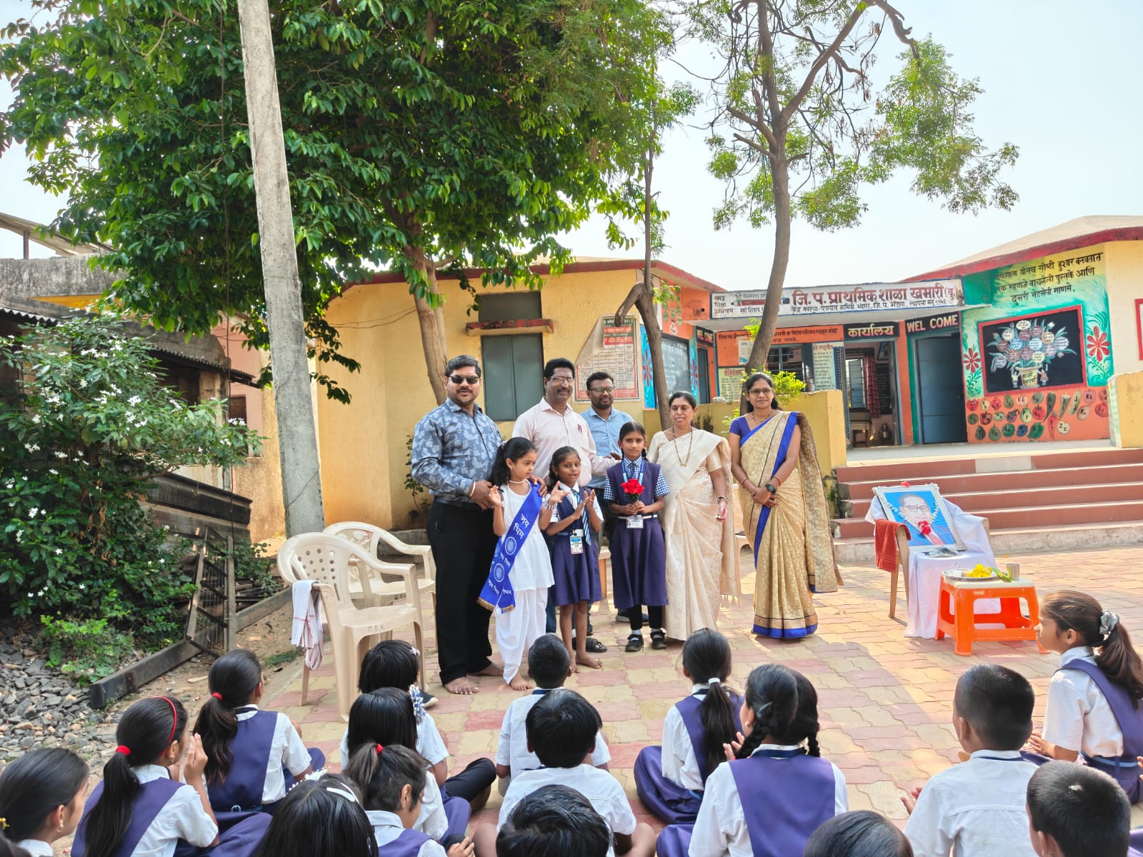 जिल्हा परिषद शाळा खमारी येथे डॉ. बाबासाहेब आंबेडकर जयंती उत्साहात साजरी