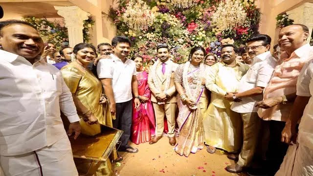 செல்வப்பெருந்தகை இல்லத் திருமண விழா: மணமக்களை வாழ்த்திய மு.க. ஸ்டாலின்; அரசியல் பிரமுகர்கள் பங்கேற்பு