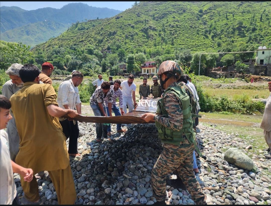 Indian Army Repairs Damaged Foot Bridge in Poonch Within Four Hours, Restores Connectivity for Villagers