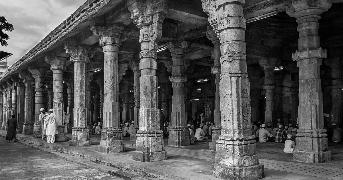 Archaeological Survey Appeals for Protection of Historic Mosque in Gujarat Amidst Controversial Gathering Plans