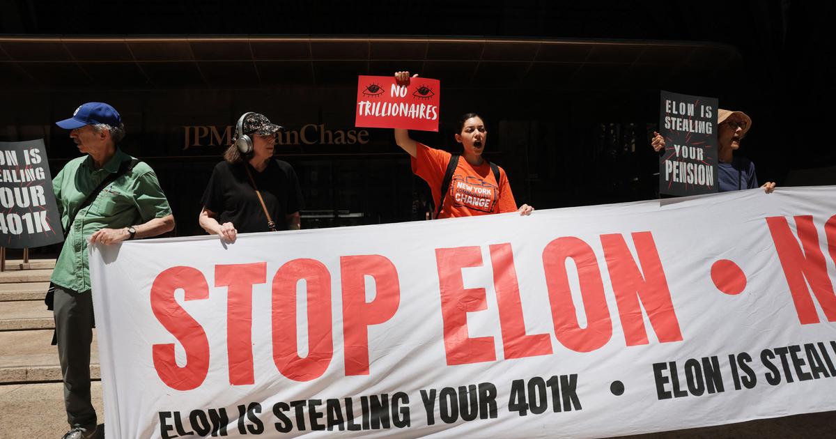 Elon Musk Becomes World's First Trillionaire: What It Means for Wealth Concentration and Democracy