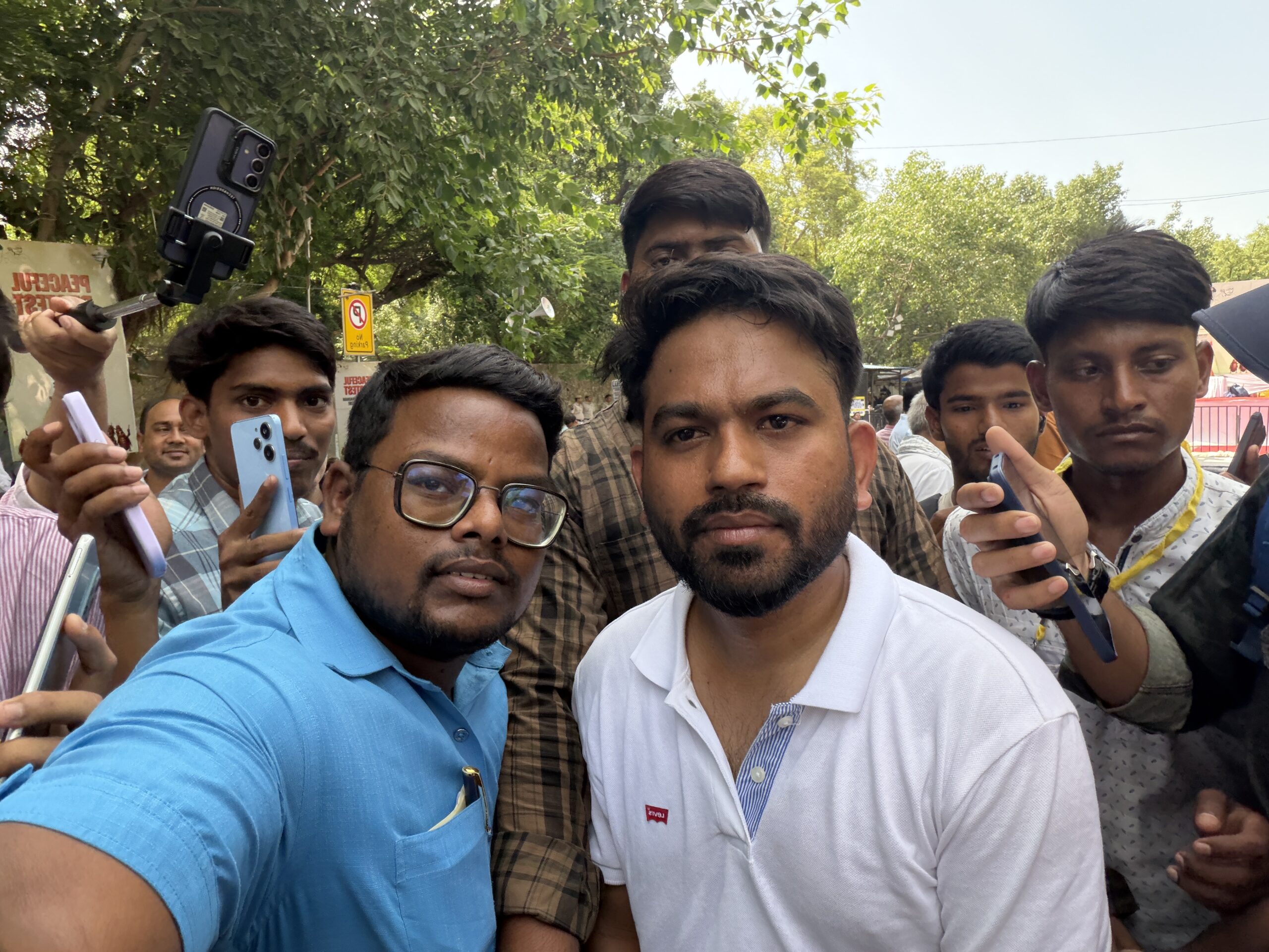 जंतर-मंतर पर शिक्षा संबंधी मुद्दों को लेकर प्रदर्शन, शिक्षा मंत्री के इस्तीफे की मांग
