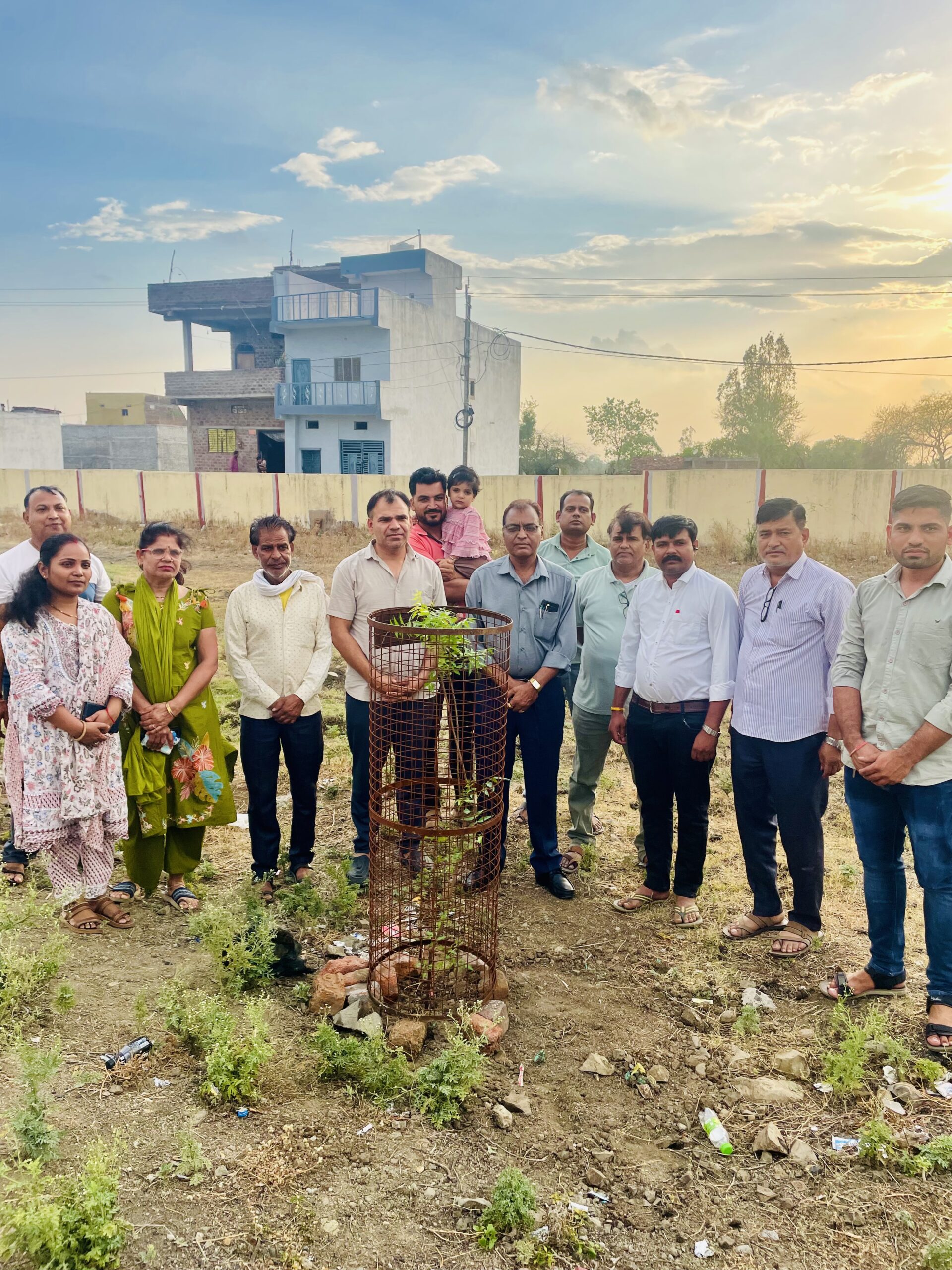 विश्व पर्यावरण दिवस पर CHC कुरावर में हुआ वृक्षारोपण, पर्यावरण संरक्षण का दिया संदे