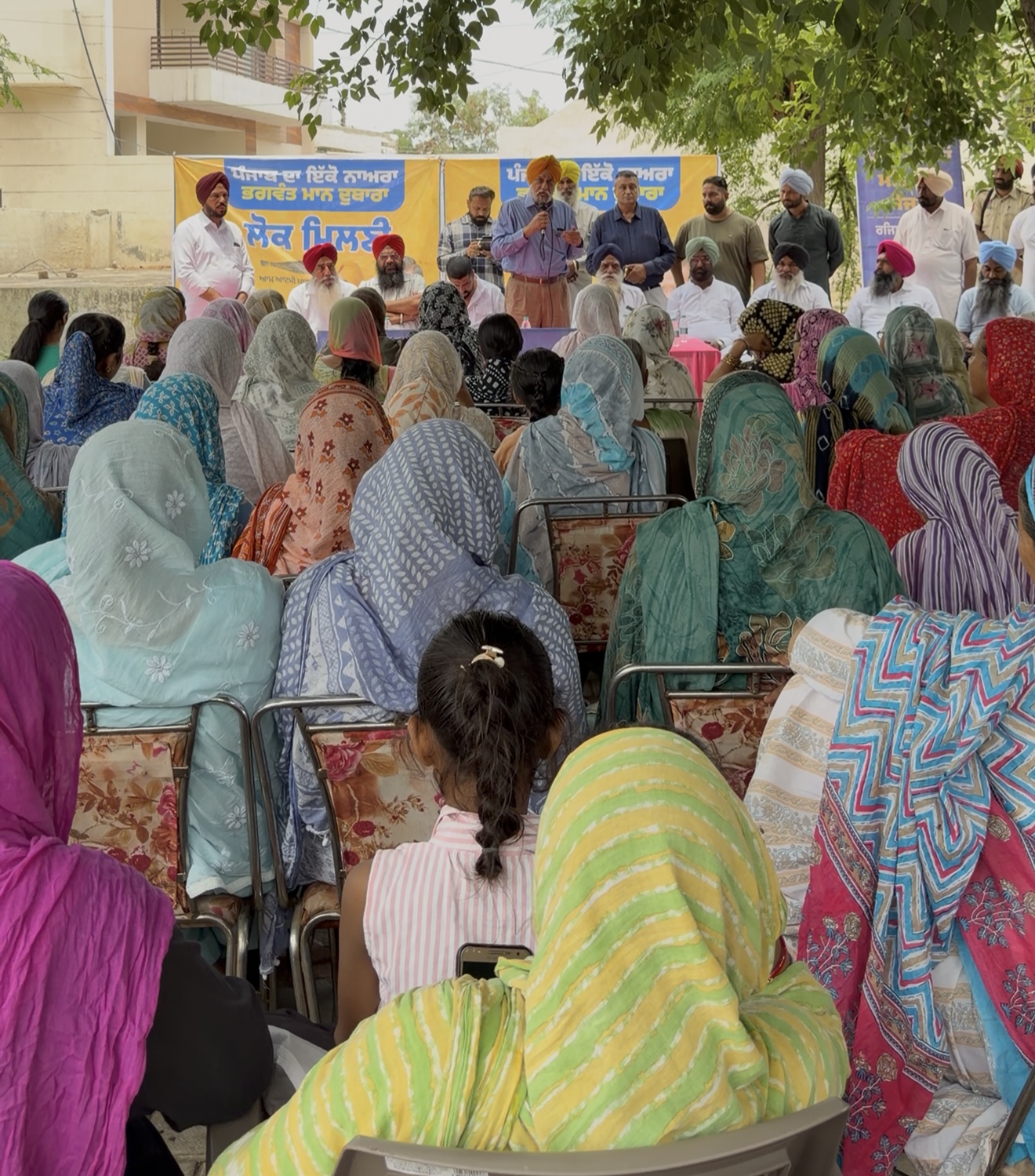 Dr. K. N. S. Kang Conducts Lok Milni Program in Dhaka Halka