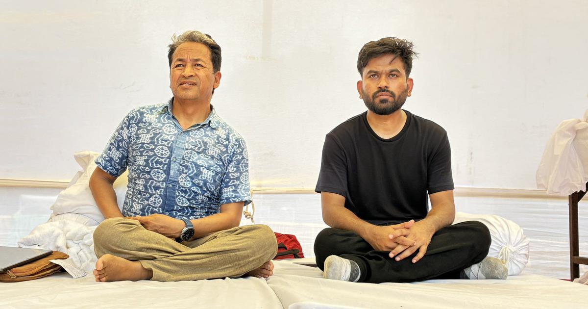 Sonam Wangchuk Launches Hunger Strike at Delhi Protest Demanding Education Minister’s Resignation