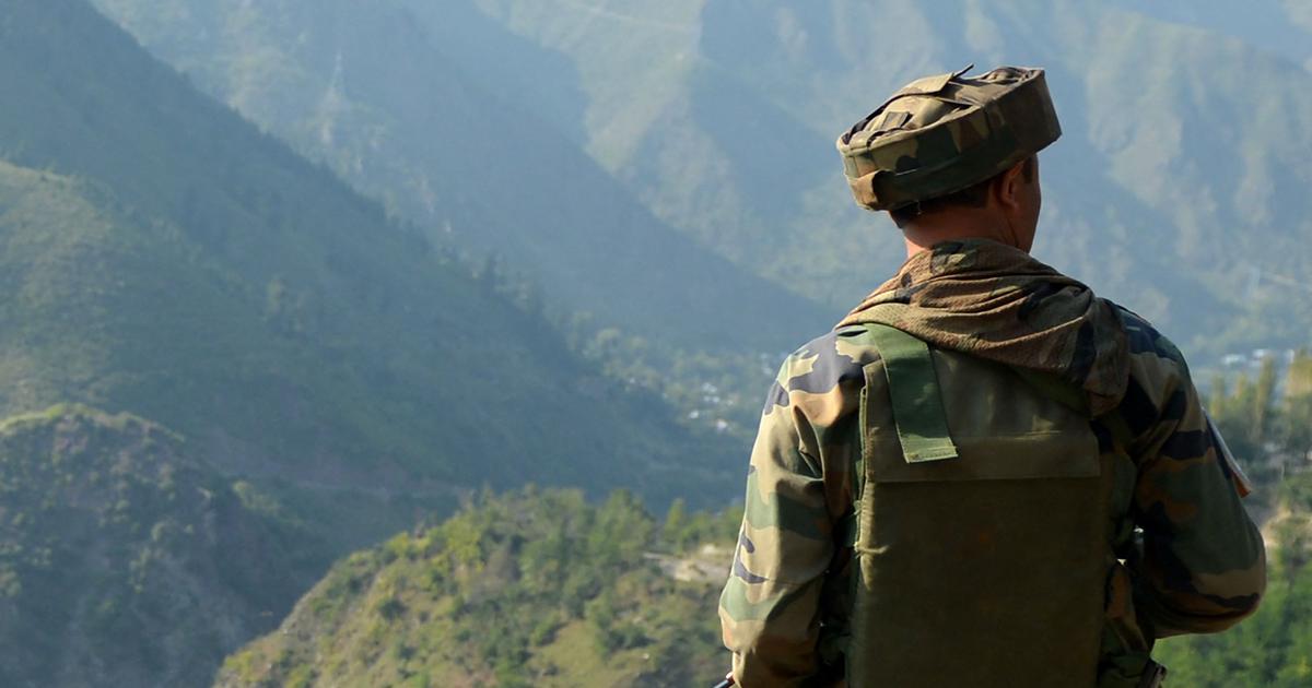 Tragic Incident in Uri: Two Indian Soldiers Lose Lives in Grenade Mishap